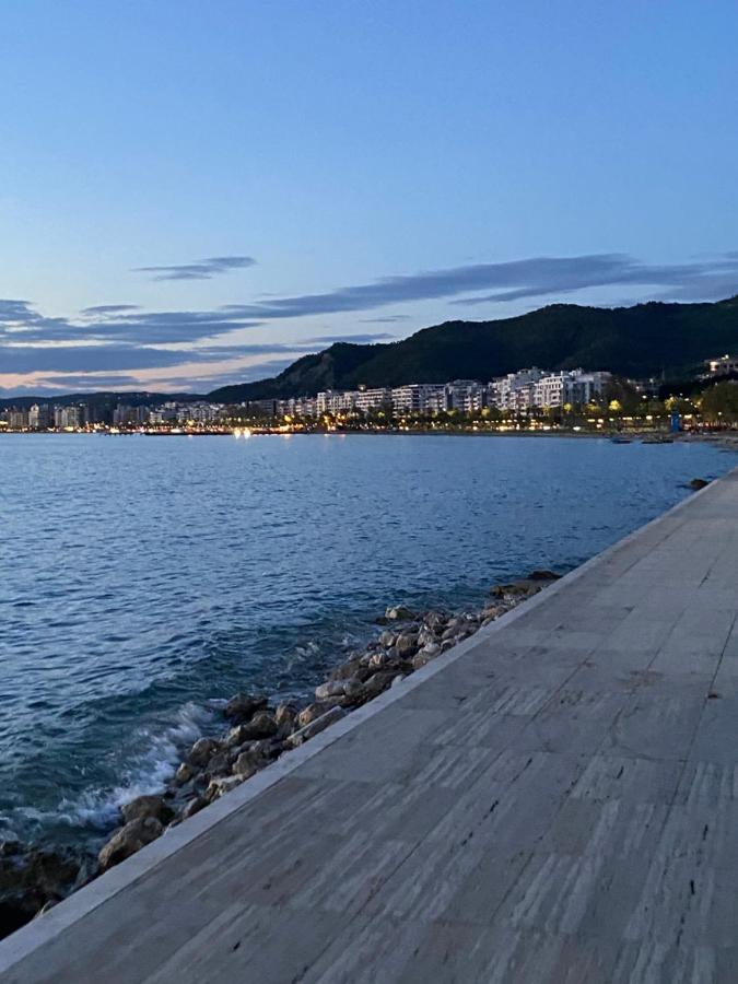 Holiday Apartment Vlorë Exterior foto